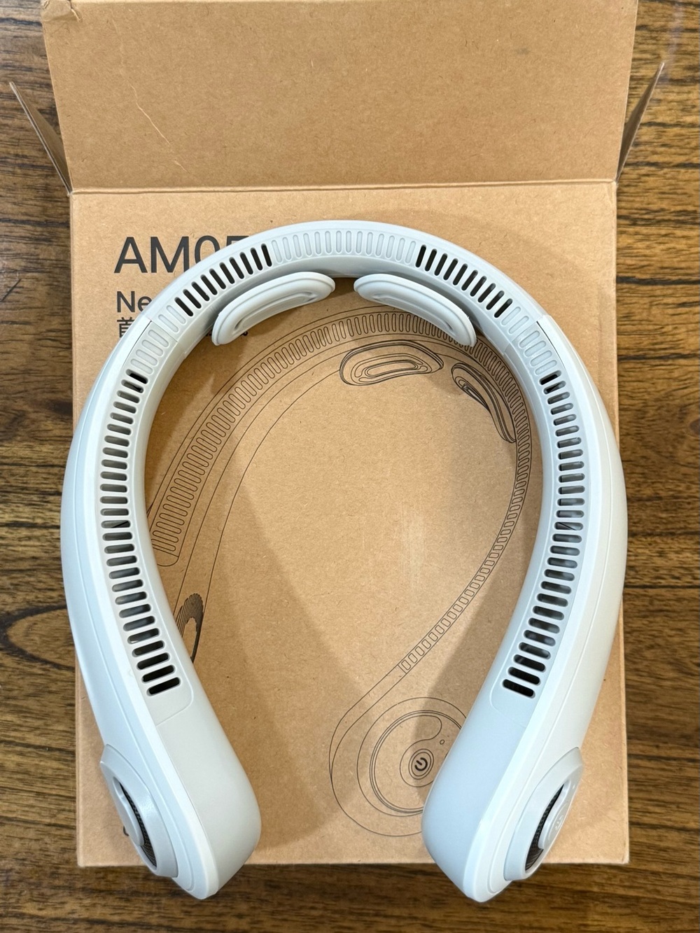 FZV Neck Fan - White Hands-Free
Personal Cooling Device